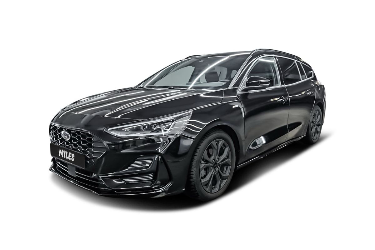 Ford Focus Turnier | Agate Schwarz Metallic Diesel ST-Line X Auto-Abo