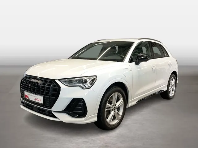 Audi Q3 45 TFSI e S tronic S line 2xKlima ACC AHK AUT