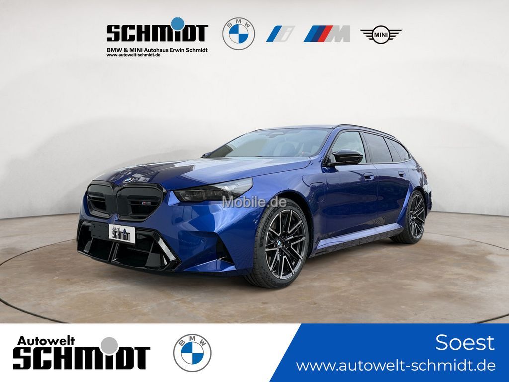 BMW M5 Plug-In Hybrid Touring xDrive UPE 160.720 EUR Leasing