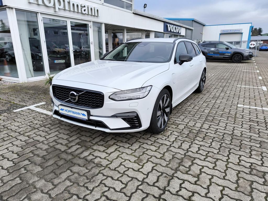 Volvo V90 T6 Plus Dark Recharge Plug-In Hybrid AWD Leasing