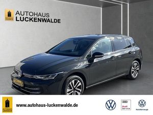 Volkswagen Golf VIII 1.5 eTSI Energy DSG *ACC*NAV*R-CAM*