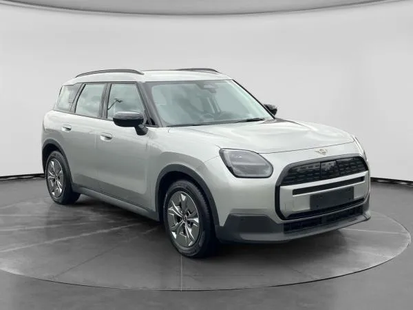 MINI Countryman Elektro Essential Trim 150 - inkl. Haustürlieferung