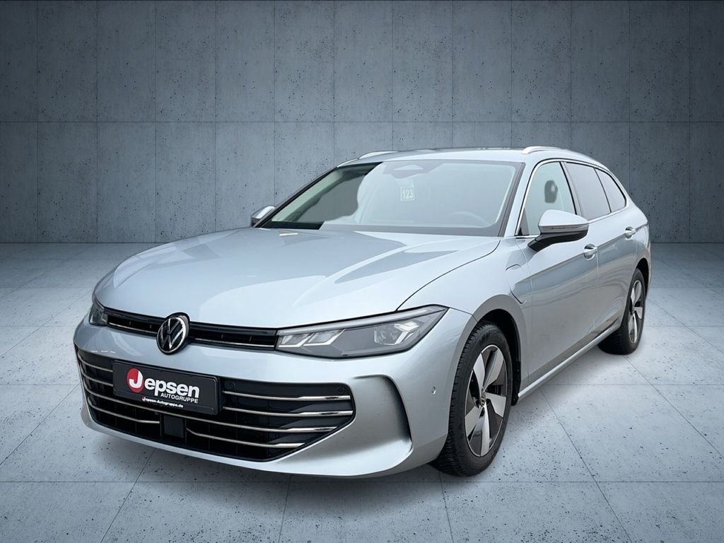 Volkswagen Passat Business /AHK /GANZJAHRESREIFEN Leasing