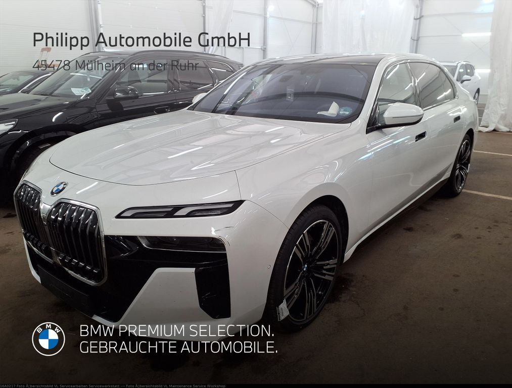 BMW 740d xDrive M Sport PanoSky StHzg Autobahnas B&W Leasing