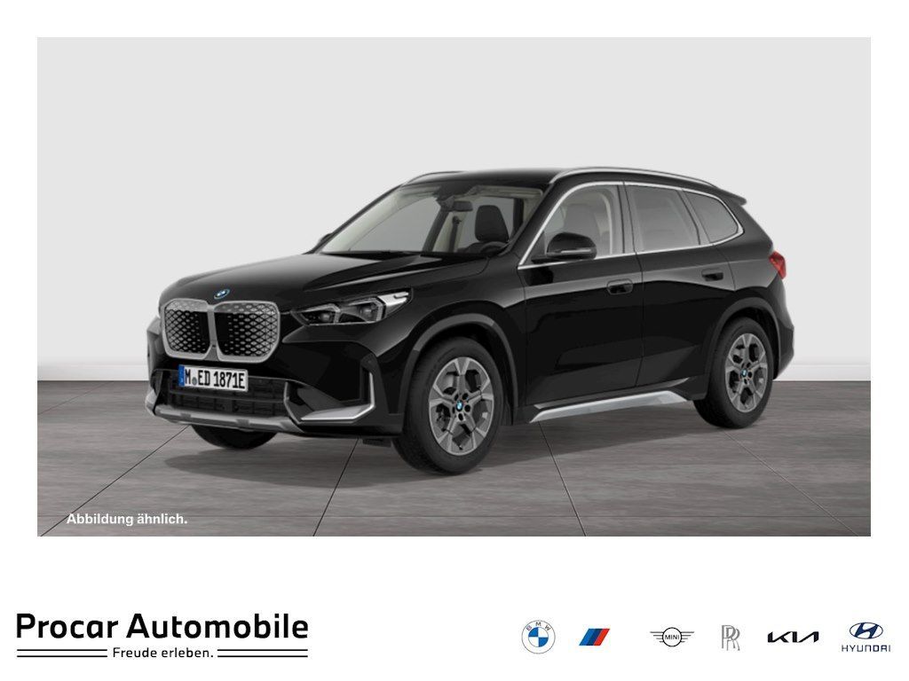 BMW iX1 eDrive20 xLine Navi+AHK+RFK+Standh.+LED+Alar Leasing