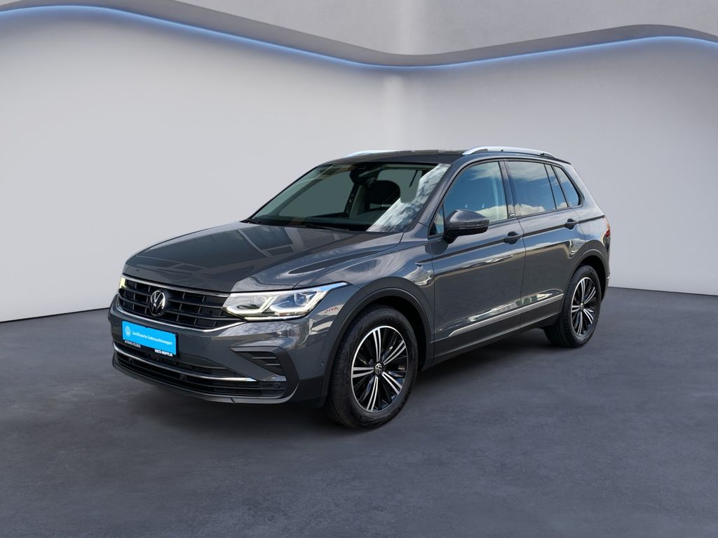 Volkswagen Tiguan 2.0 TDI Active DSG PANO+MATRIX+STHZ+NAVI Leasing