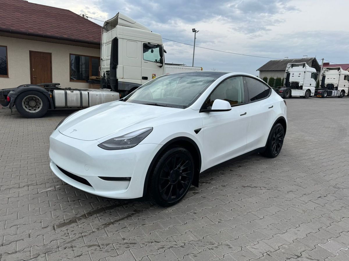 Tesla Model Y 2023 Europe Leasingübernahme