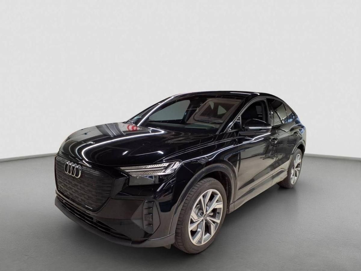Audi Q4 e-tron Sportback 35, AHK, Optikpaket Schwarz, Matrix, 8 fach bereift Leasing