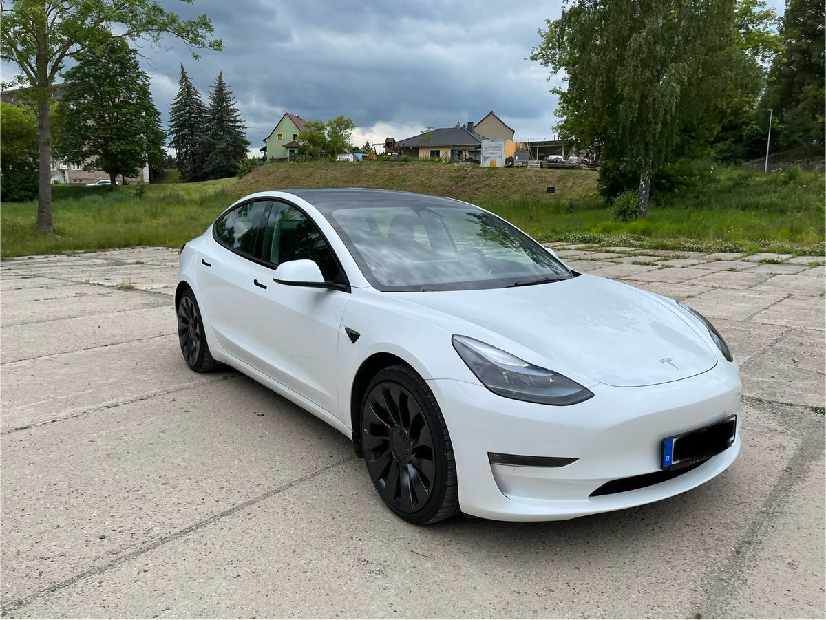 Tesla Model 3 Performance / Leasingübernahme Leasingübernahme