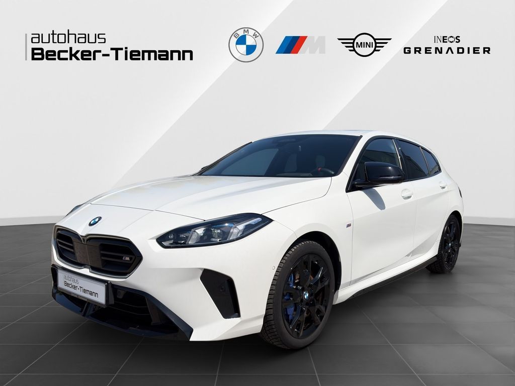 BMW M135 xDrive Head-Up Pano AHK DrivAss Prof. ParkA Leasing