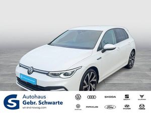 Volkswagen Golf VIII Lim. 2.0 TSI Style RFK Navi 18"