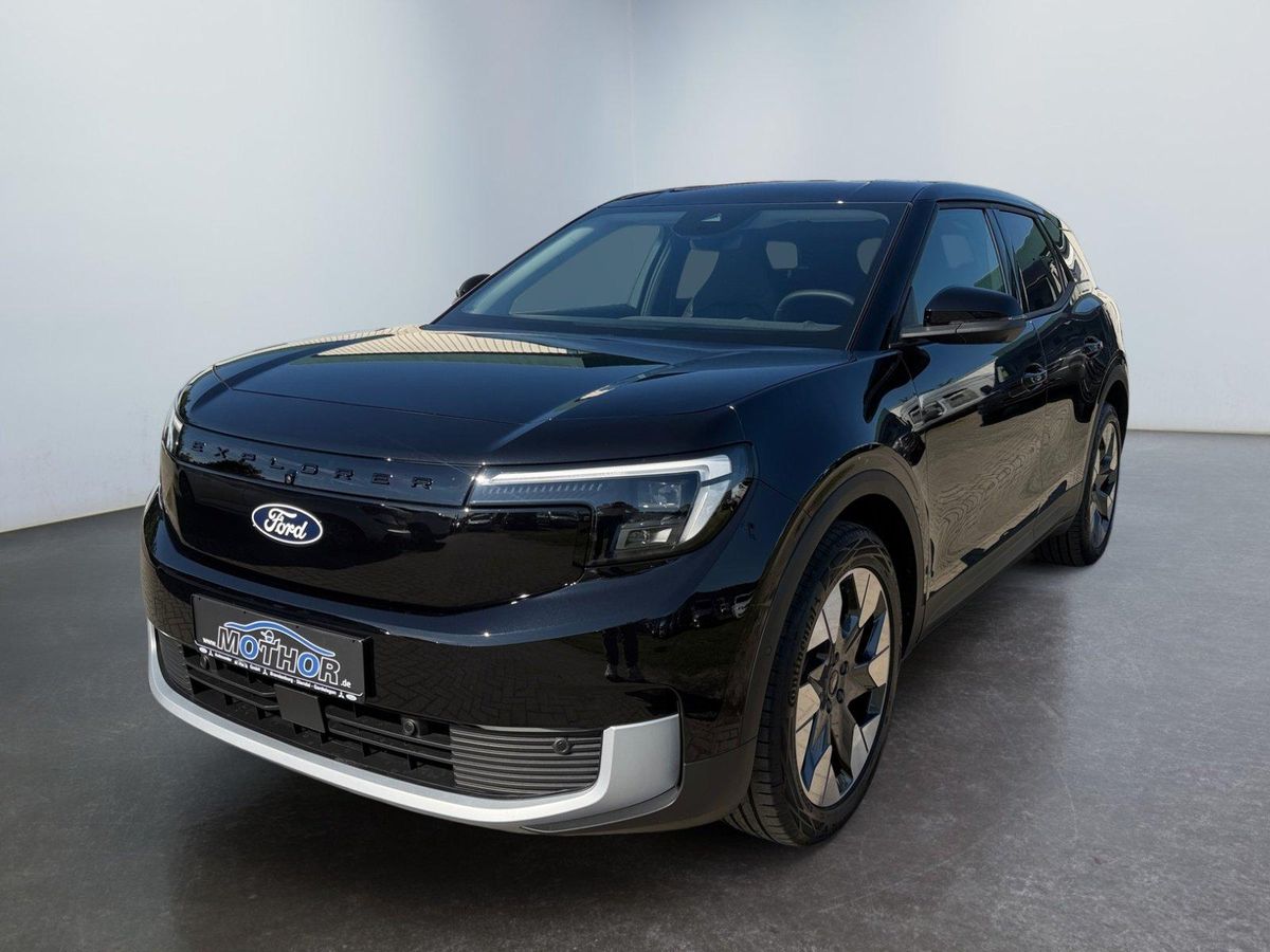 Ford Explorer Premium 79kWh mit AHK, Panoramadach & Wärmepumpe Leasing