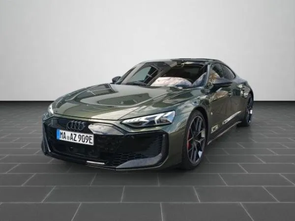 Audi RS e-tron GT performance 620 kW Aktivfahrwerk Keramik PANO B&O Carbon