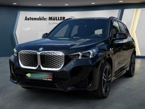 BMW iX1 eDrive20 M Sport AHK Driving Professional Harman Kardon Leasing