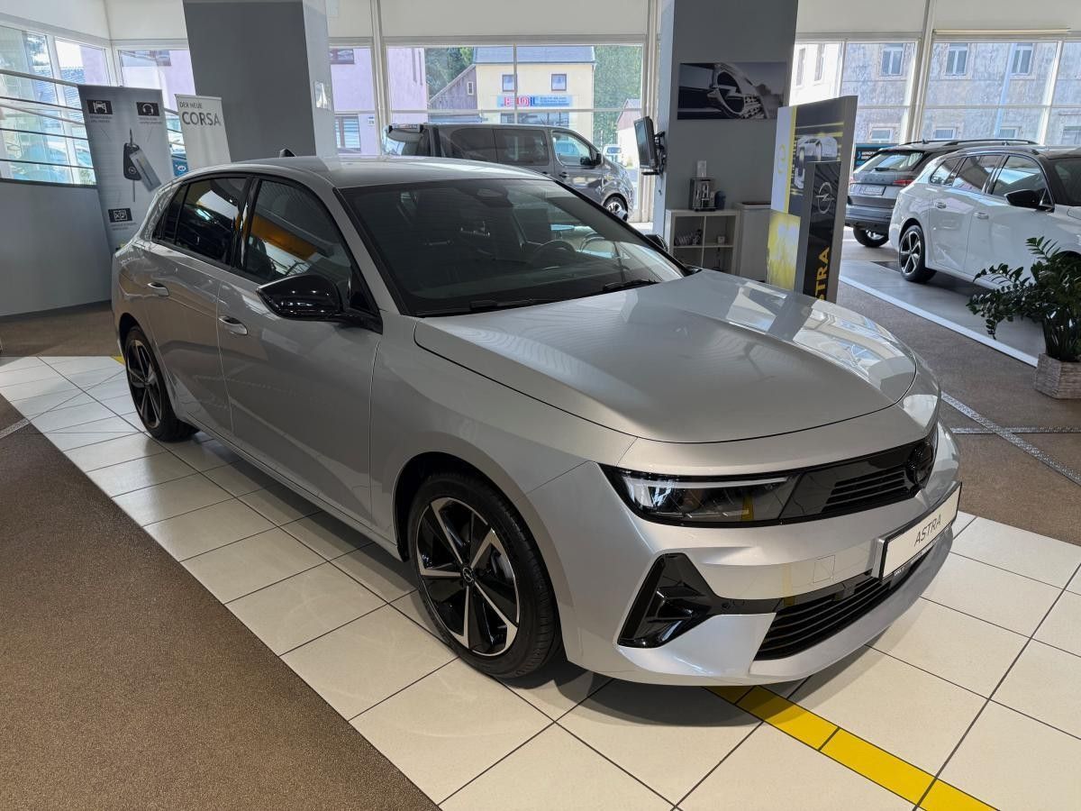 Opel Astra GS - 130 PS MT6 Leasing
