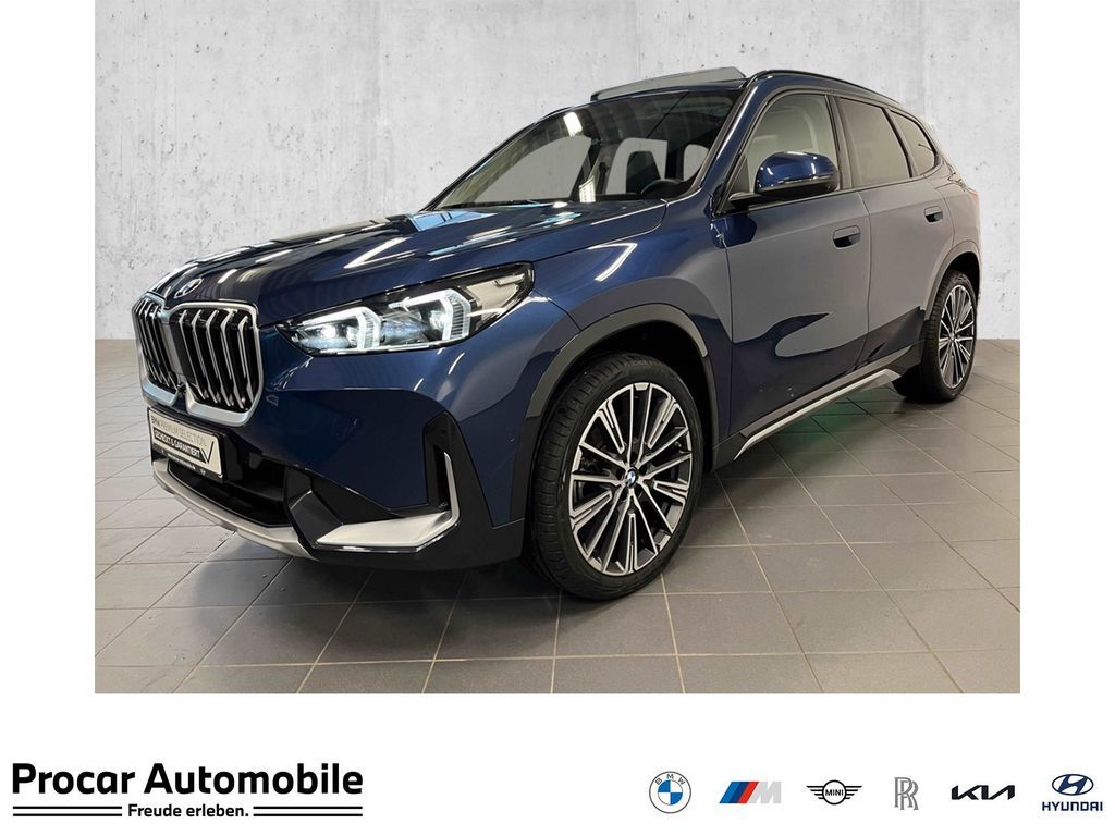 BMW X1 sDrive20i xLine HUD PANO ACC AHK 360°KAM LM Leasing