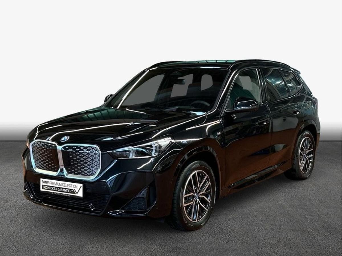 BMW iX1 xDrive30 M Sportpaket , 5-türig (Strom) Leasing