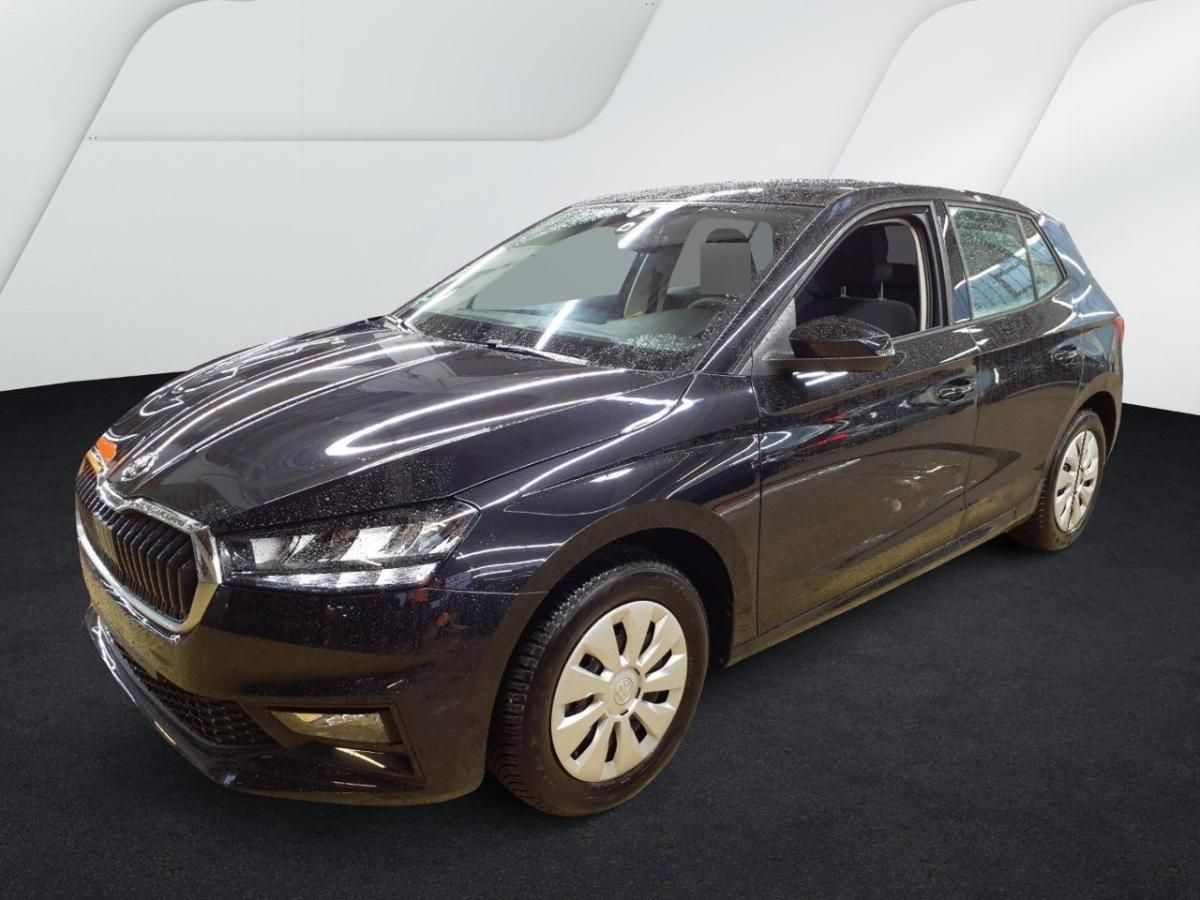 Skoda Fabia Essence 1.0 TSI 70kW - LED Einparkhilfe ZV DAB Allseason Klima Leasing