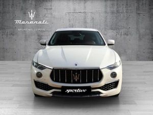 Maserati Levante / Q4 GranLusso MY 19 // Matrixlicht Leasing