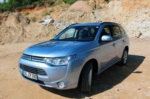 Plug-In Hybridauto Mitsubishi Outlander PHEV