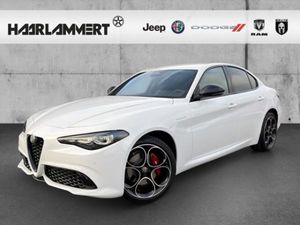 Alfa Romeo Giulia Veloce Q4 2.0 PDC+KAMERA+NAVI+CARPLAY+SHZ