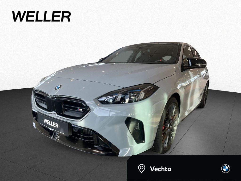 BMW M135 xDrive M Sport HUD RFK 360° LED Pano. H/K Leasing