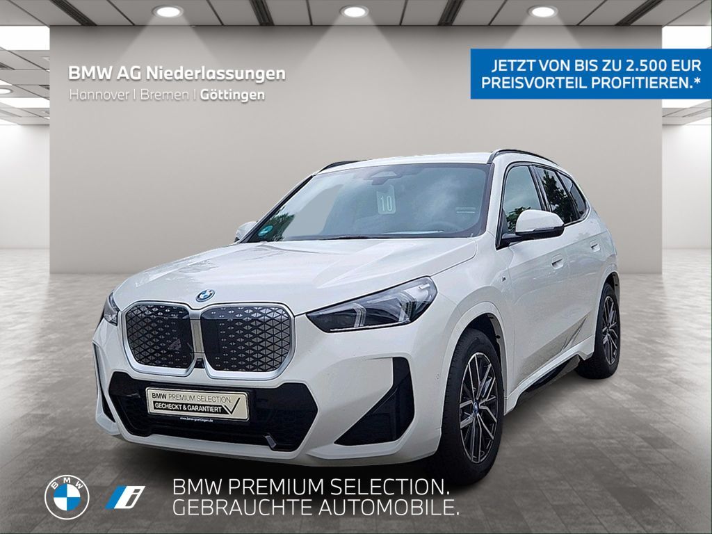 BMW iX1 xDrive30 M Sport AHK Driv.Assist+ Harman/K Leasing