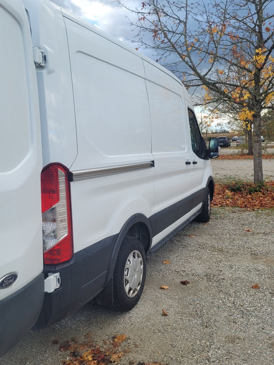 Ford Transit L2H2 inkl. Servicevertrag Leasingübernahme