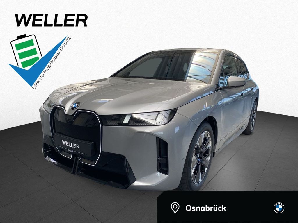 BMW iX xDrive45 