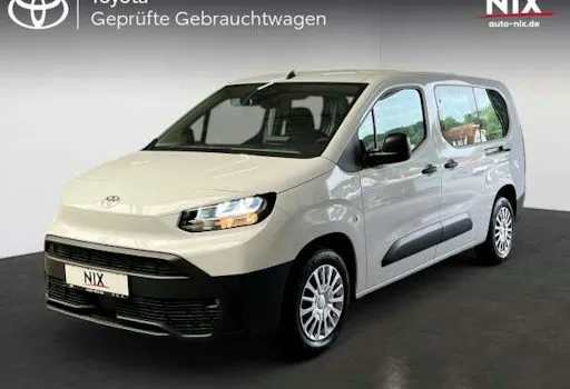 Toyota Proace-city-verso-electric 50 KWh Elektroantrieb L2 Active Auto 5dr