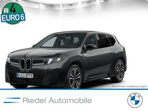 BMW iX3 40 M SportpaketPro AHK Pano DA+ IconicGlow