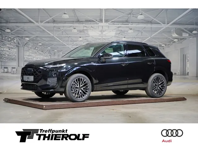 Audi Q3 SUV e-hybrid S line Matrix AHK Panoramadach