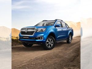 Dongfeng Rich 6 Diesel 4x4 Automatik LEDER RADIO elektr. Fensterheber Leasing