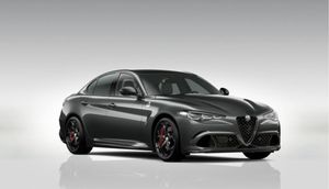 Alfa Romeo Giulia QV MY24 // Assistenzpaket, Rote Bremssättel / sofort verfügbar / Gewerbe Leasing