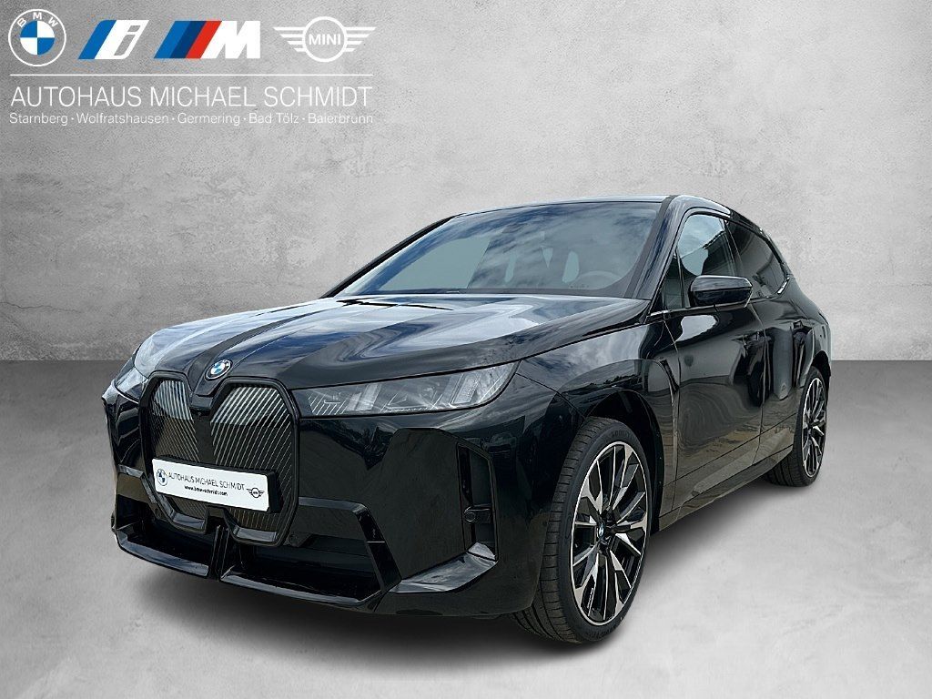 BMW iX xDrive60 // neues Modell // 611km elektrische Leasing