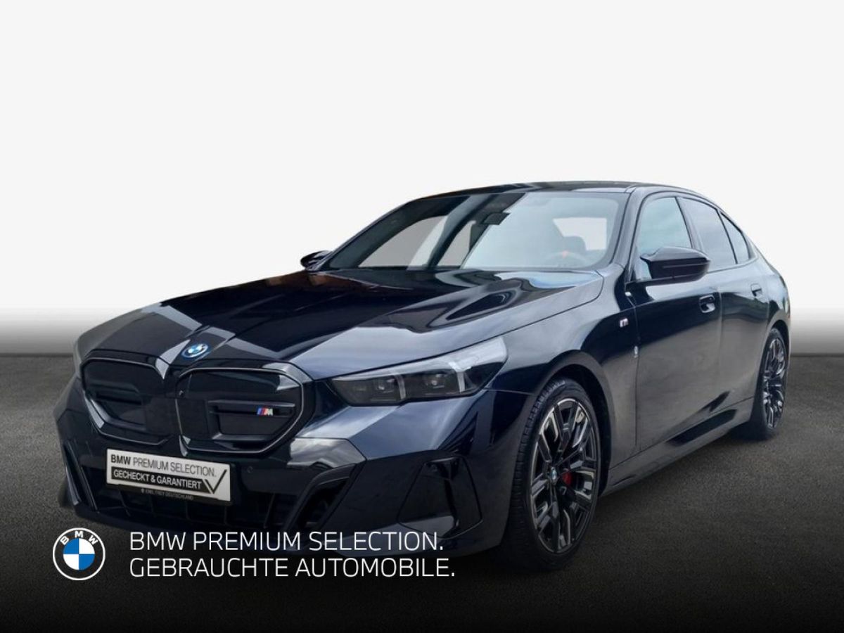 BMW i5 M60 MPaketPro AHK Pano LED B&W Leasing