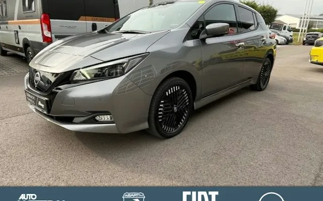 Nissan Leaf 150 PS 40KWH N-CONNECTA 5dr