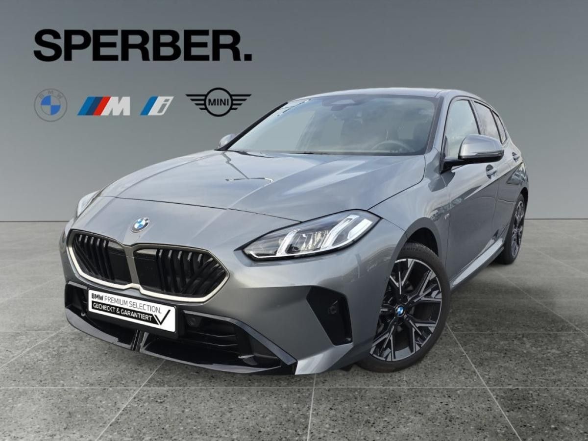 BMW 120 i M Sportpaket*Aktivsitz*Harman Kardon* uvm . Leasing
