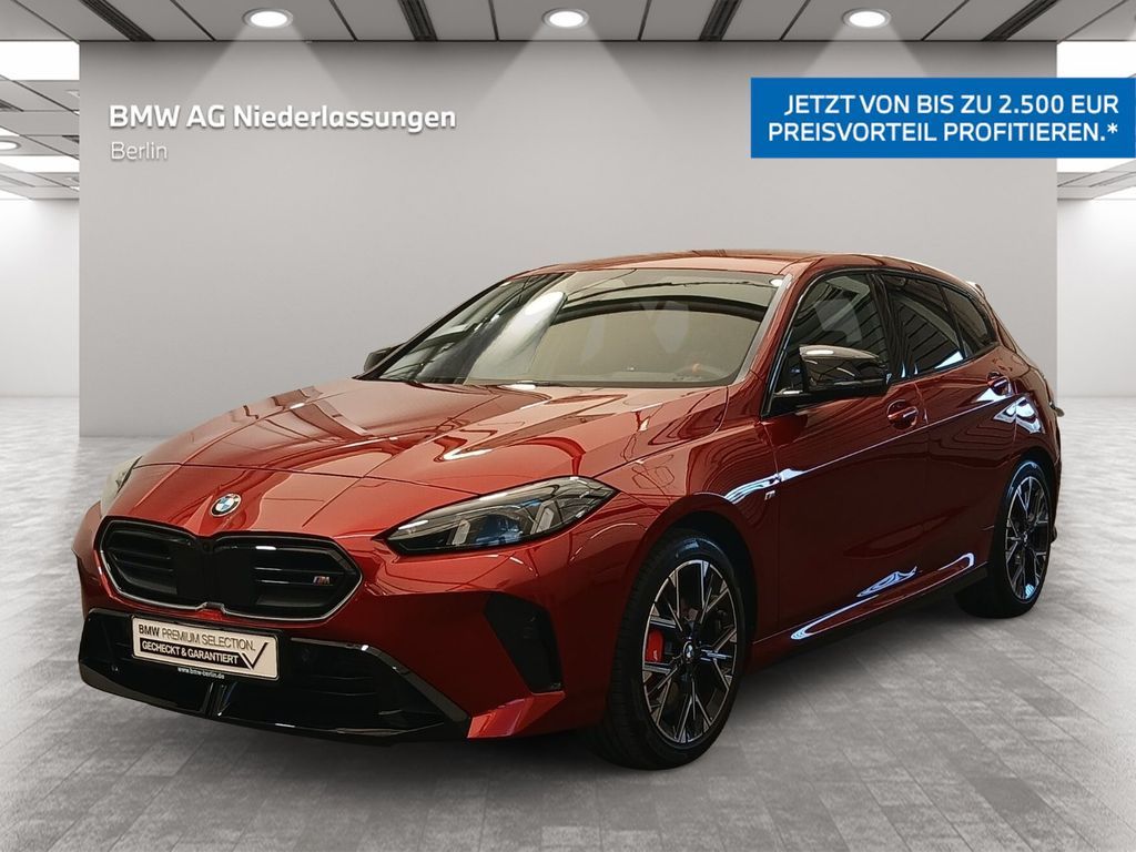 BMW M135 xDrive M SportPro LiCoProf h/k Head-Up PA+ Leasing