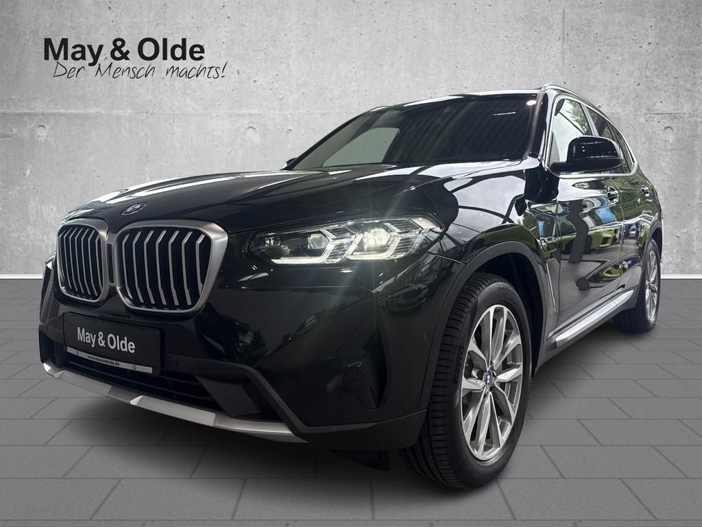 BMW X3 xDrv 30E AHK Navi RFK Leder HiFi AdapLED DAB Leasing