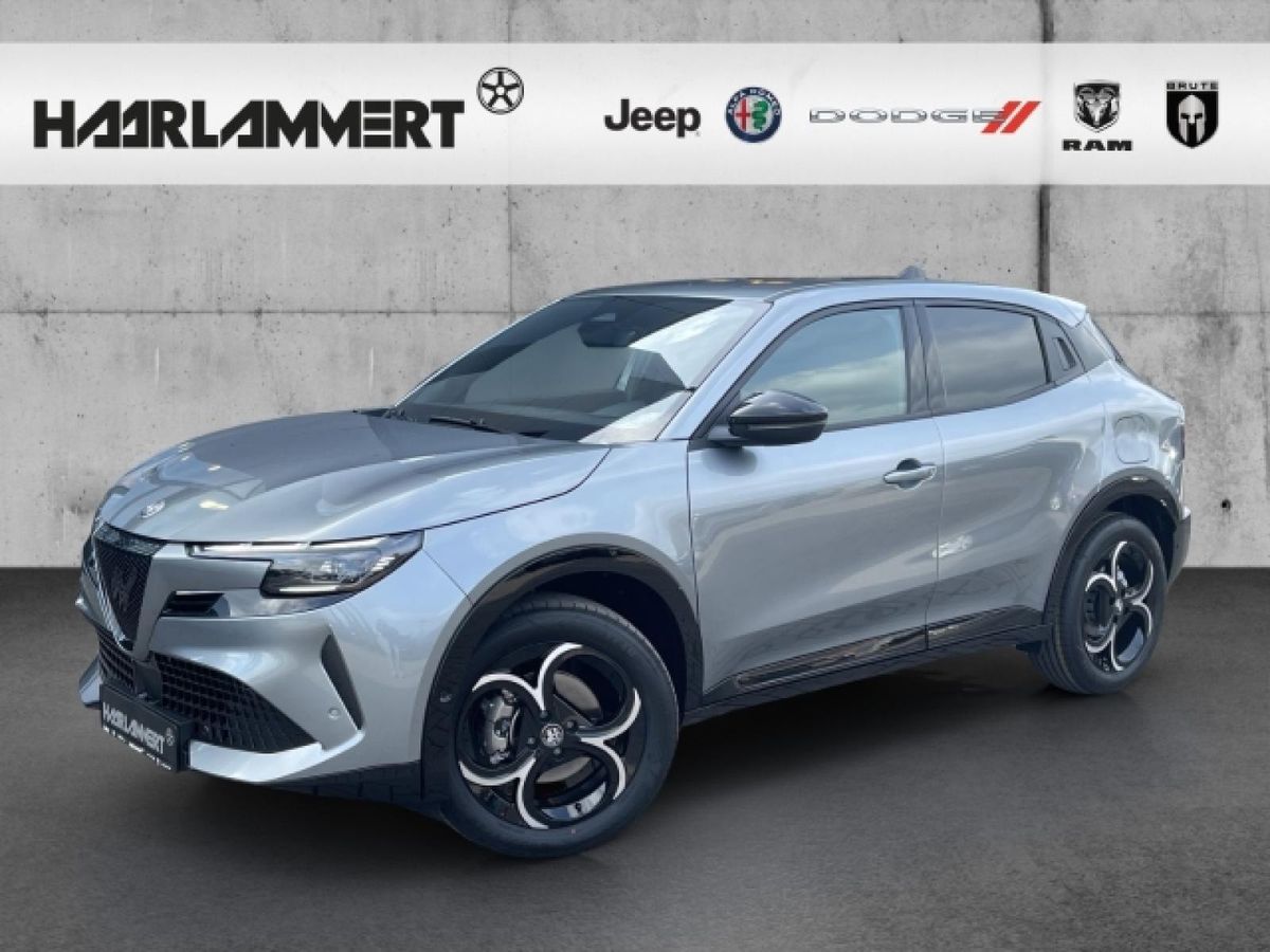 Alfa Romeo Junior Ibrida TI KAMERA+ACC+CARPLAY+NAVI+PDC+LED Leasing