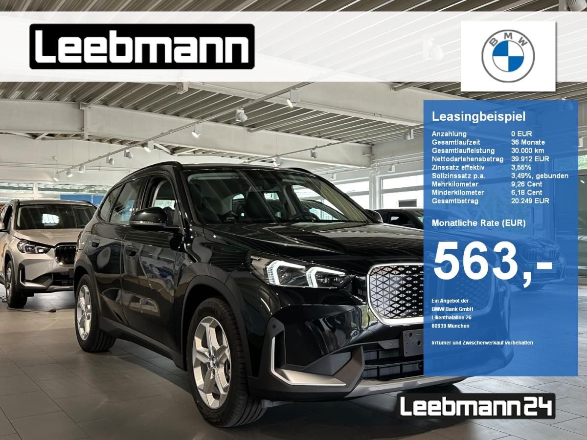 BMW iX1 xDrive30 18-Zoll/PremiumPaket/AHK/SportSitze Leasing