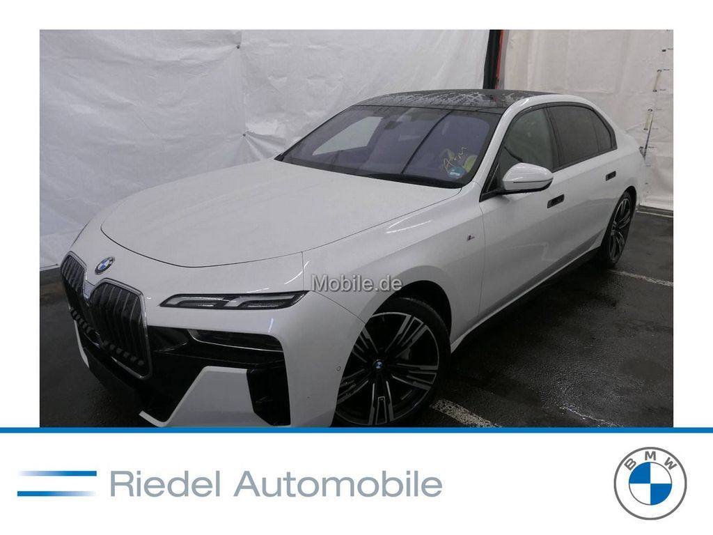BMW 740d xDrive M Sportpaket Standhzg SkyLounge 21 Leasing