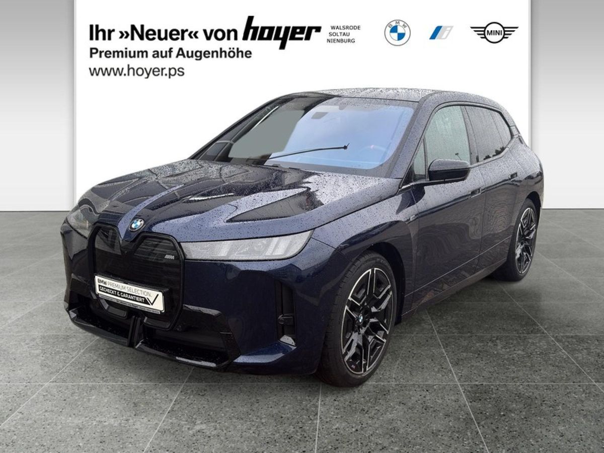 BMW ix M70 xDrive M Sportpaket Luftfederung Bowers & Wilkins uvm. Leasing