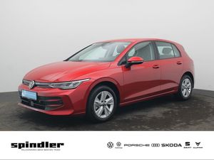 Volkswagen Golf VIII Life 1.5 eTSI DSG / CarPlay, LED, RFK