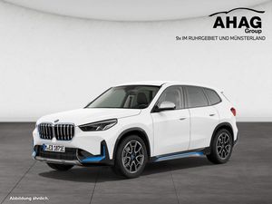 BMW iX1 xDrive30 xLine