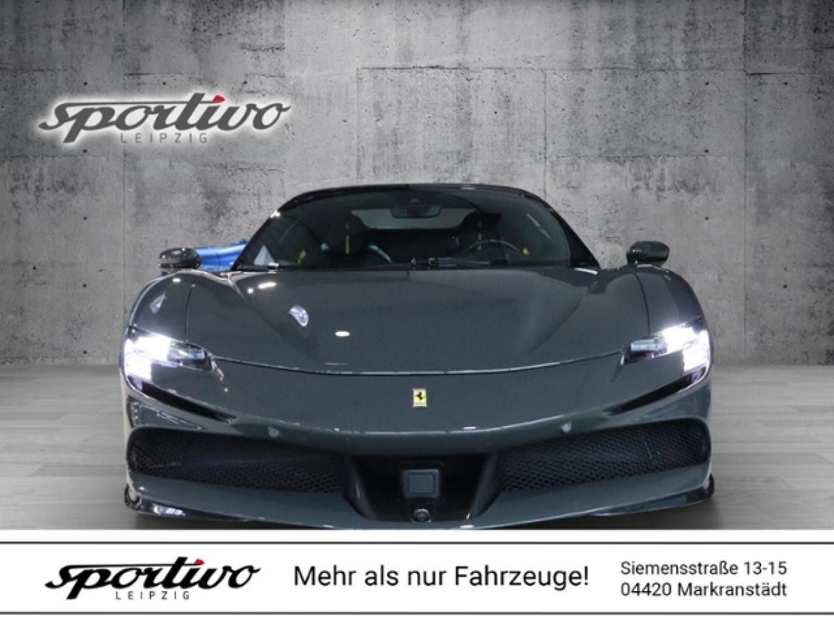 Ferrari SF90 Spider Leasing