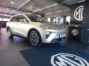 MGS6 Luxury 77kWh AWD
