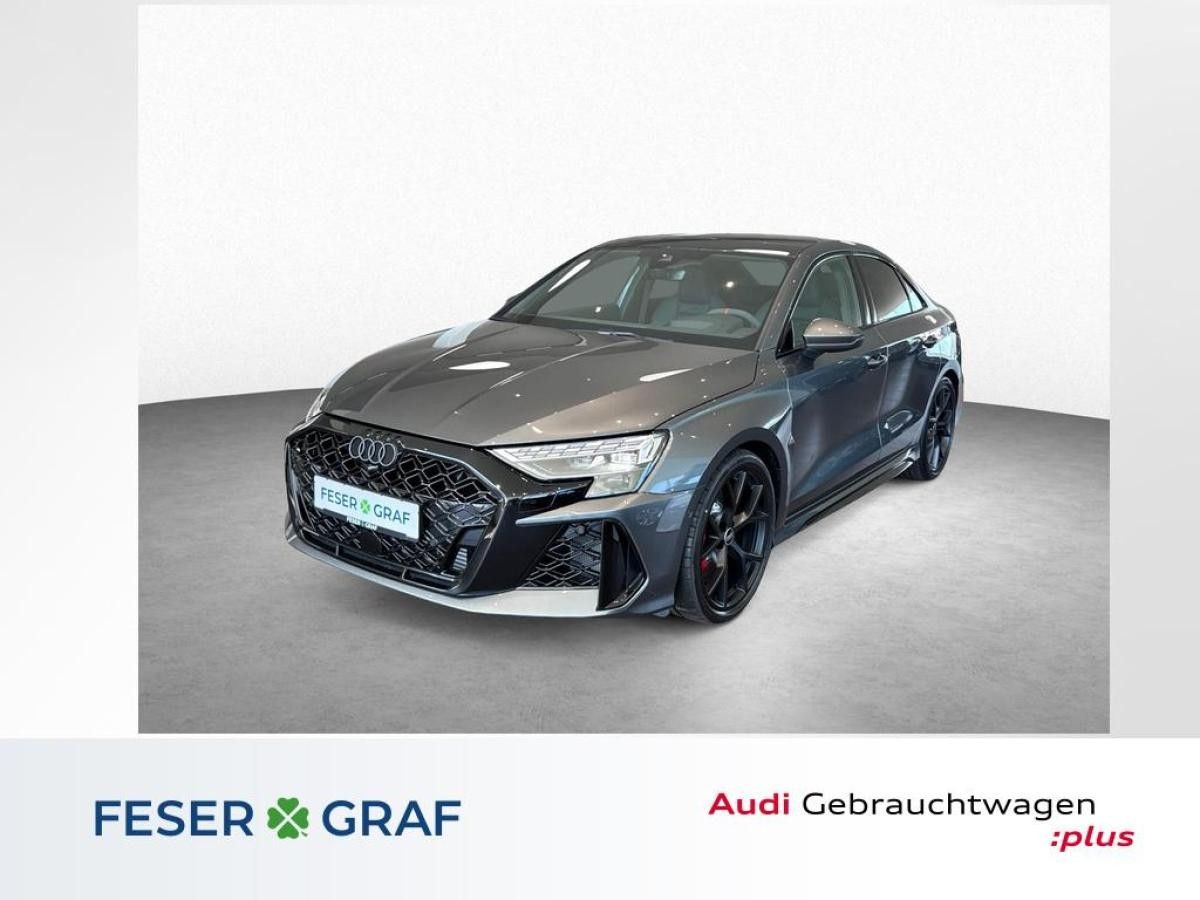 Audi RS3 Limousine S tronic *Pano*Matrix-LED* Leasing