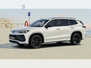 Volkswagen Tayron R-Line 1.5 eHybrid 177 PS+ 116 PS *BLACK STYLE*AHK*PANO*MATRIX*20 ZOLL*72.115€ Leasing